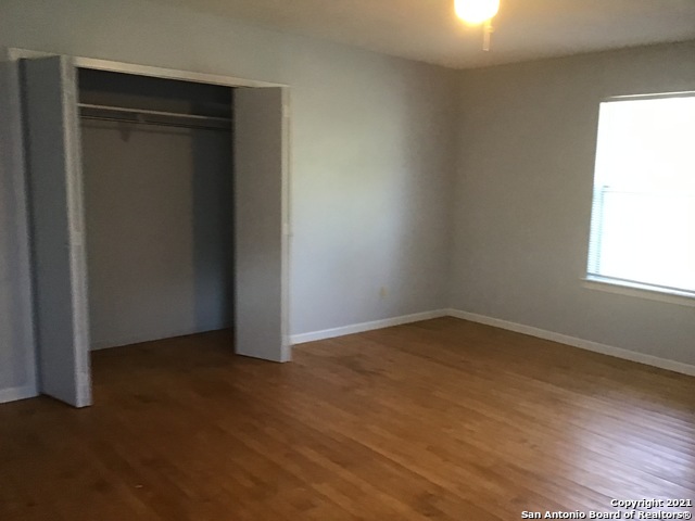 Image 12 of 23 For 2805 River Bluff Cir