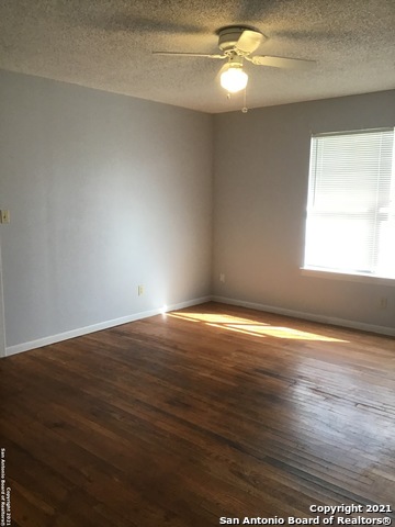 Image 14 of 23 For 2805 River Bluff Cir