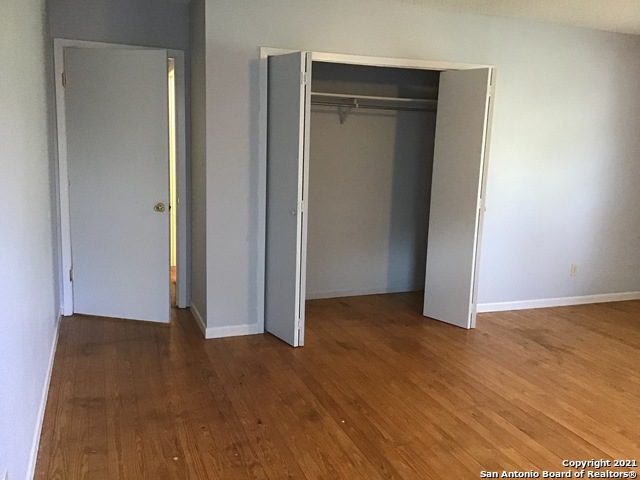 Image 17 of 23 For 2805 River Bluff Cir