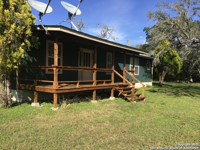 Image 2 of 23 For 2805 River Bluff Cir