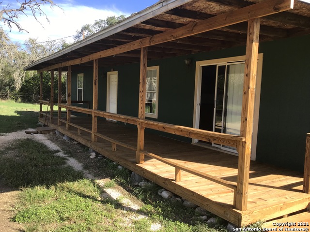 Image 3 of 23 For 2805 River Bluff Cir