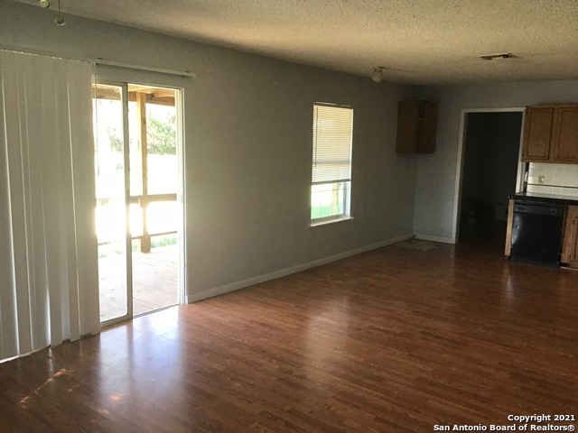 Image 5 of 23 For 2805 River Bluff Cir