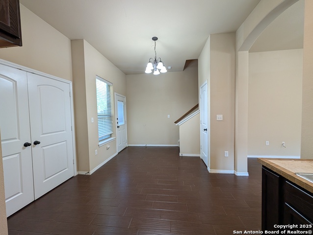 Image 12 of 30 For 957 Brown Rock Dr