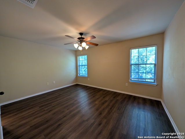 Image 14 of 30 For 957 Brown Rock Dr