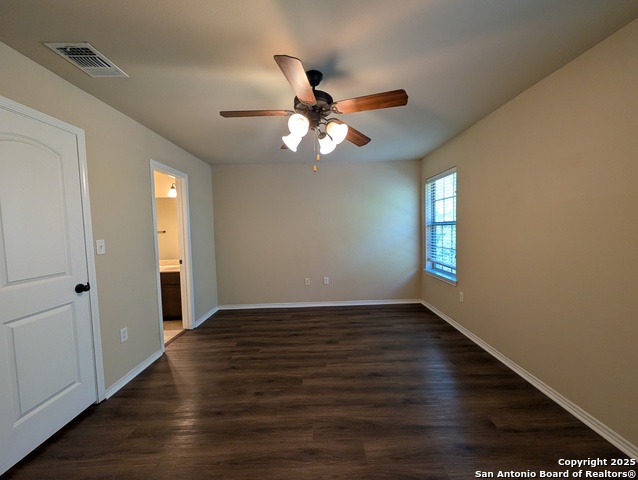 Image 15 of 30 For 957 Brown Rock Dr