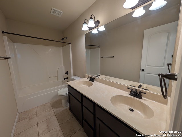 Image 19 of 30 For 957 Brown Rock Dr
