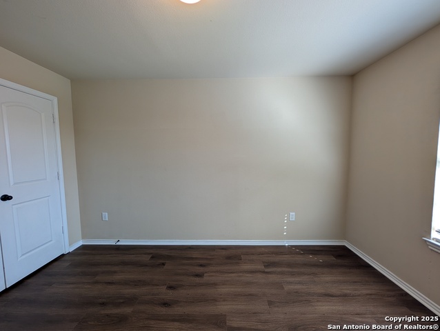 Image 20 of 30 For 957 Brown Rock Dr