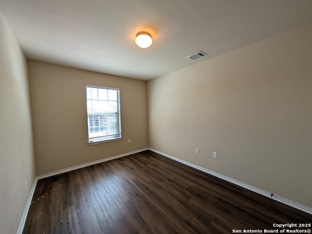 Image 22 of 30 For 957 Brown Rock Dr