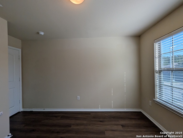 Image 26 of 30 For 957 Brown Rock Dr
