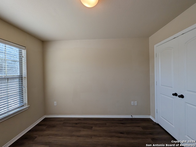 Image 28 of 30 For 957 Brown Rock Dr