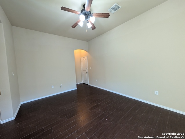 Image 6 of 30 For 957 Brown Rock Dr