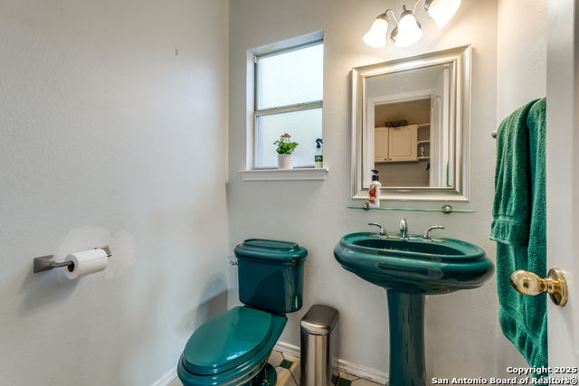 Image 13 of 15 For 16558 Redland Ranch