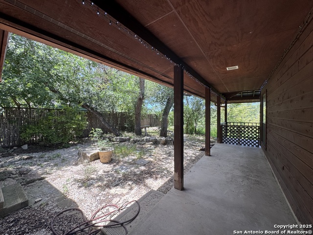 Image 7 of 25 For 7055 Old Spring Branch Rd