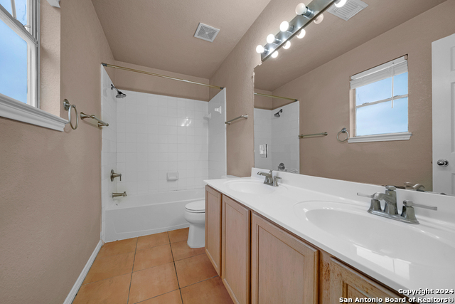 Listing photo id 15 for 10314 Mustang Ridge
