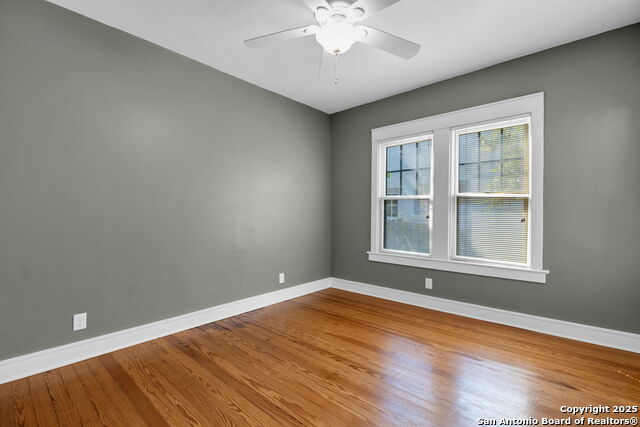 Listing photo id 23 for 126 Princess