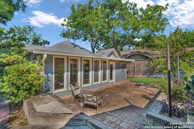 Listing photo id 27 for 126 Princess