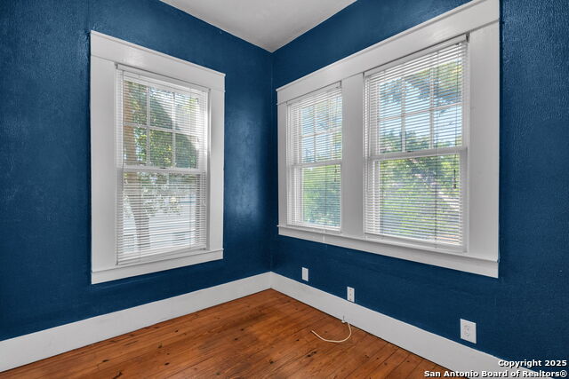 Listing photo id 6 for 126 Princess