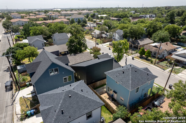 Image 8 of 11 For 1515 Lamar