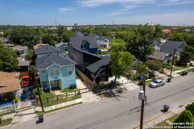 Image 9 of 11 For 1515 Lamar