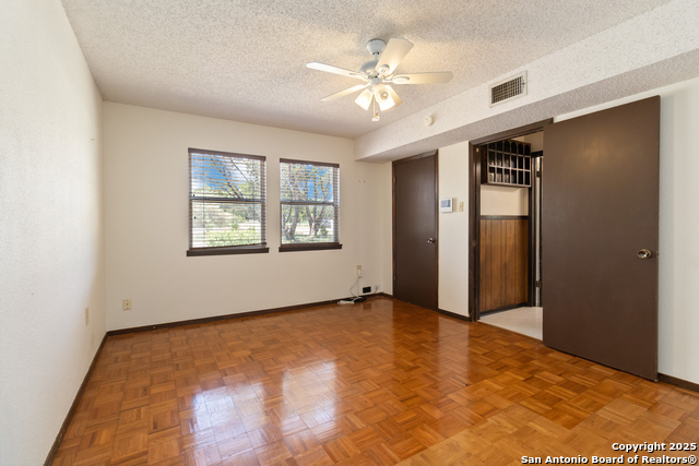 Image 12 of 25 For 2676 Woodcrest