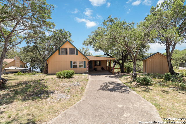 Image 3 of 25 For 2676 Woodcrest