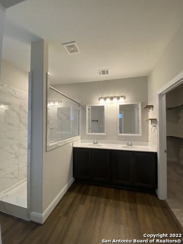 Image 13 of 24 For 22106 Akin Path