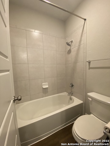 Image 17 of 24 For 22106 Akin Path