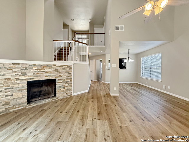 Image 4 of 23 For 7714 Bay Berry