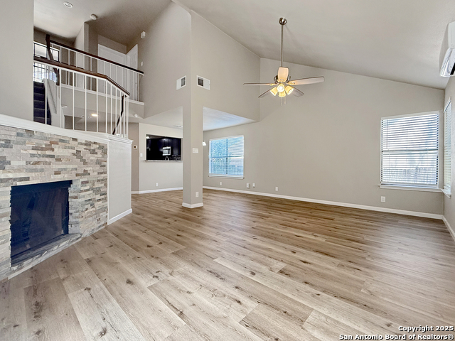 Image 5 of 23 For 7714 Bay Berry