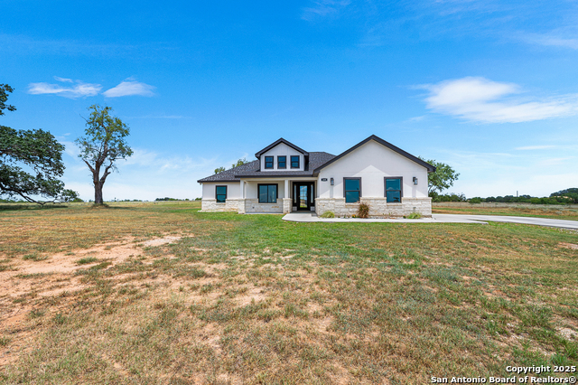 Details for 109 Hidden Hills, Floresville, TX 78114