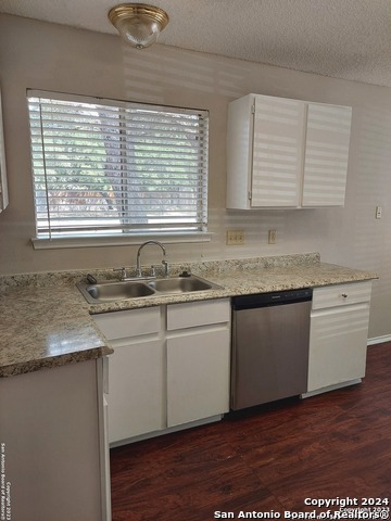 Image 3 of 14 For 7255 Webbwood