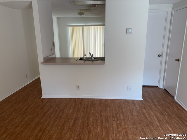 Image 2 of 8 For 8939 Kenton Briar