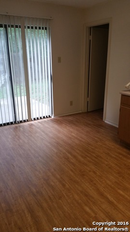 Image 4 of 8 For 8939 Kenton Briar