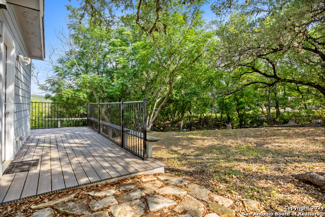Image 19 of 27 For 17807 Hilltop