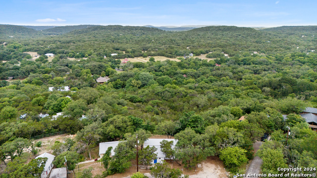 Image 25 of 27 For 17807 Hilltop