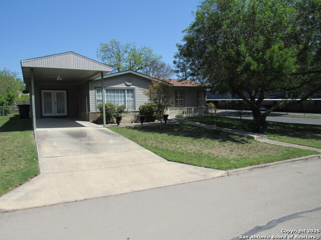 Image 2 of 24 For 723 Blakeley