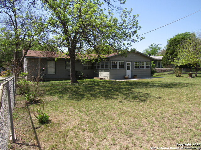 Image 20 of 24 For 723 Blakeley