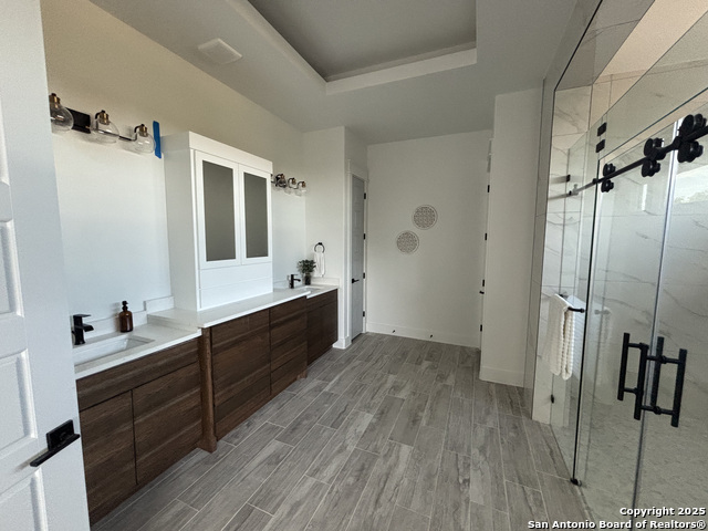 Listing photo id 15 for 205 Private Road 2772