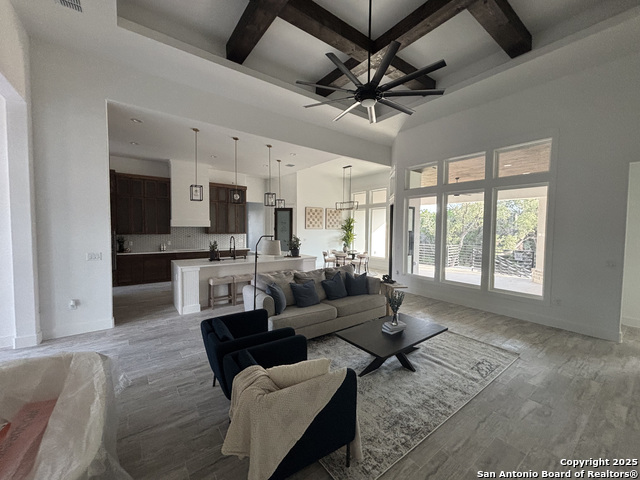 Listing photo id 6 for 205 Private Road 2772