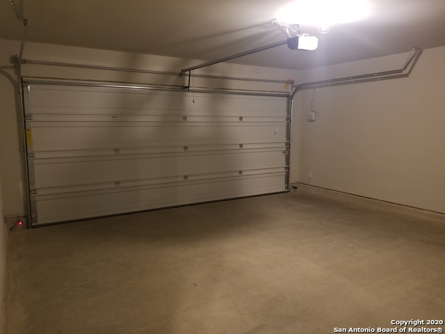 Image 10 of 21 For 6134 Akin Elm