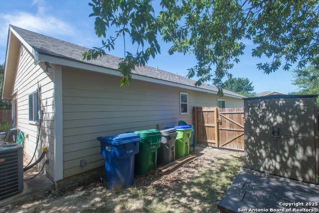 Image 22 of 24 For 310 Prato Brezza