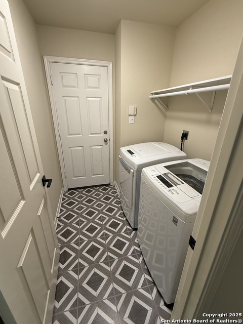 Image 14 of 15 For 8711 Laurel Canyon