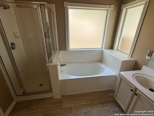 Image 8 of 15 For 8711 Laurel Canyon