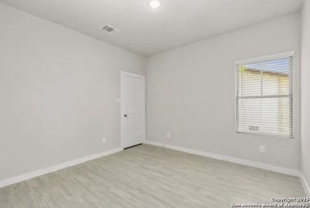 Image 10 of 28 For 510 Carol Crest