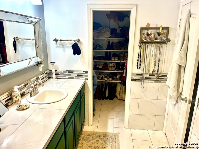 Image 15 of 23 For 175 Columbus