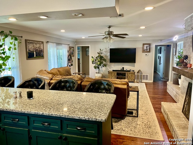 Image 9 of 23 For 175 Columbus