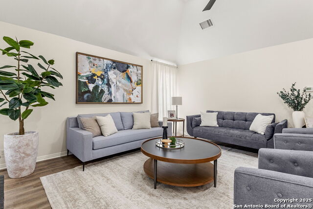 Listing photo id 7 for 1676 Kimberly Dawn