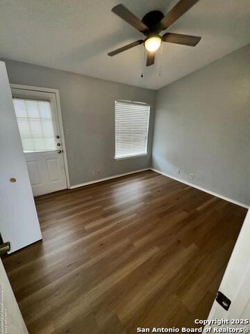 Image 9 of 17 For 4949 Hamilton Wolfe Rd  9201