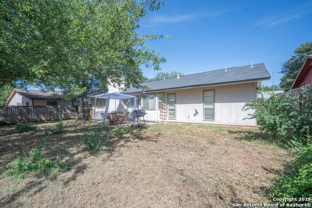 Image 18 of 18 For 8214 Devlin Pt