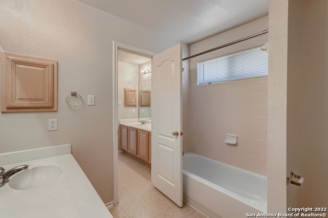 Image 22 of 28 For 1026 Persian Garden